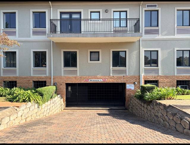 460M² OFFICE TO LET IN VORNA VALLEY